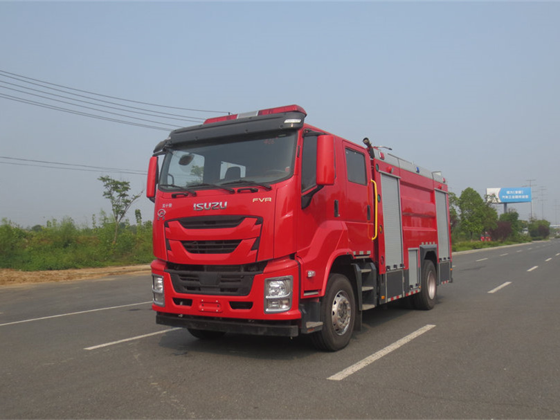 五十鈴6噸水罐消防車