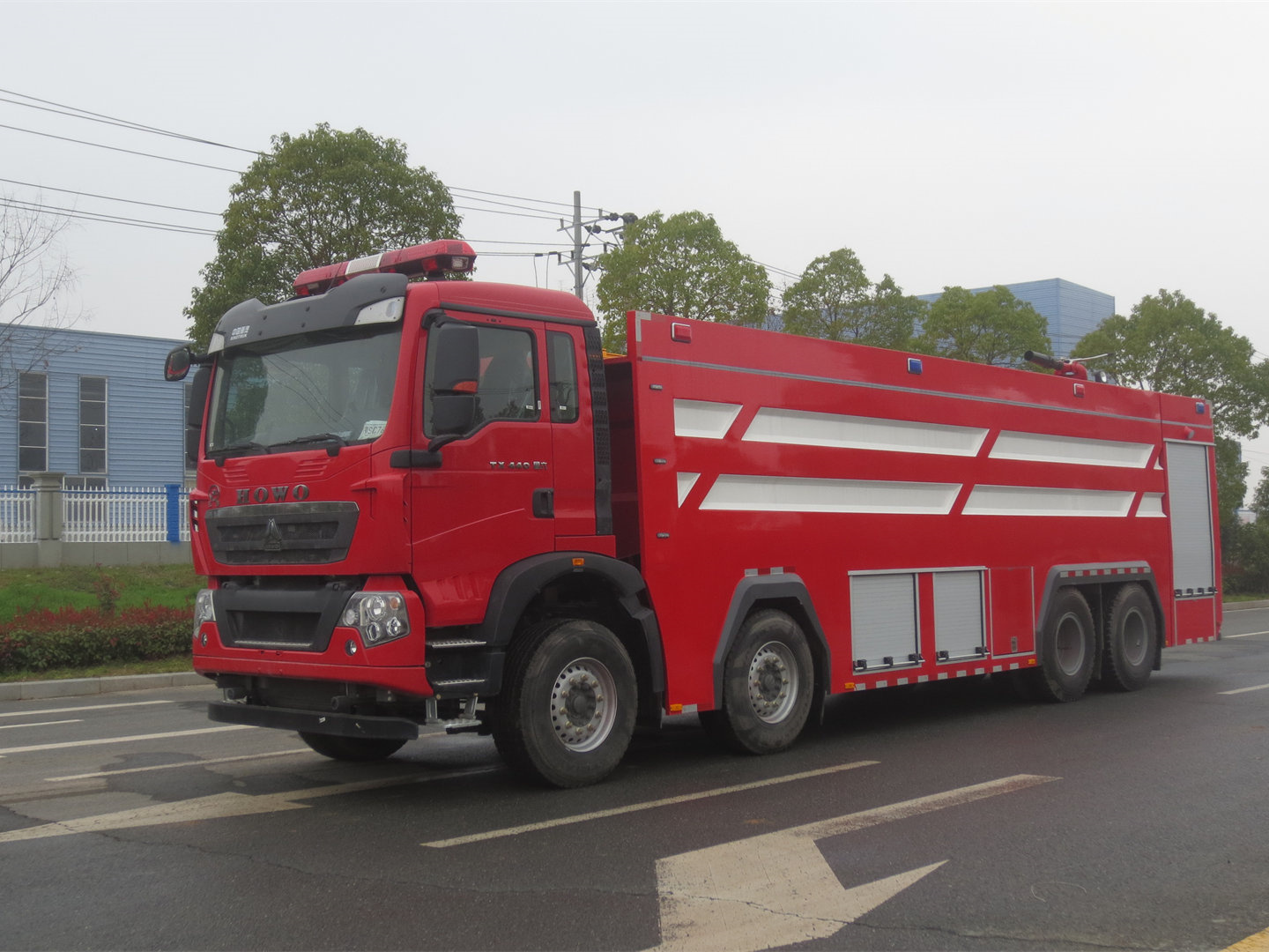 重汽24噸單排水罐消防車