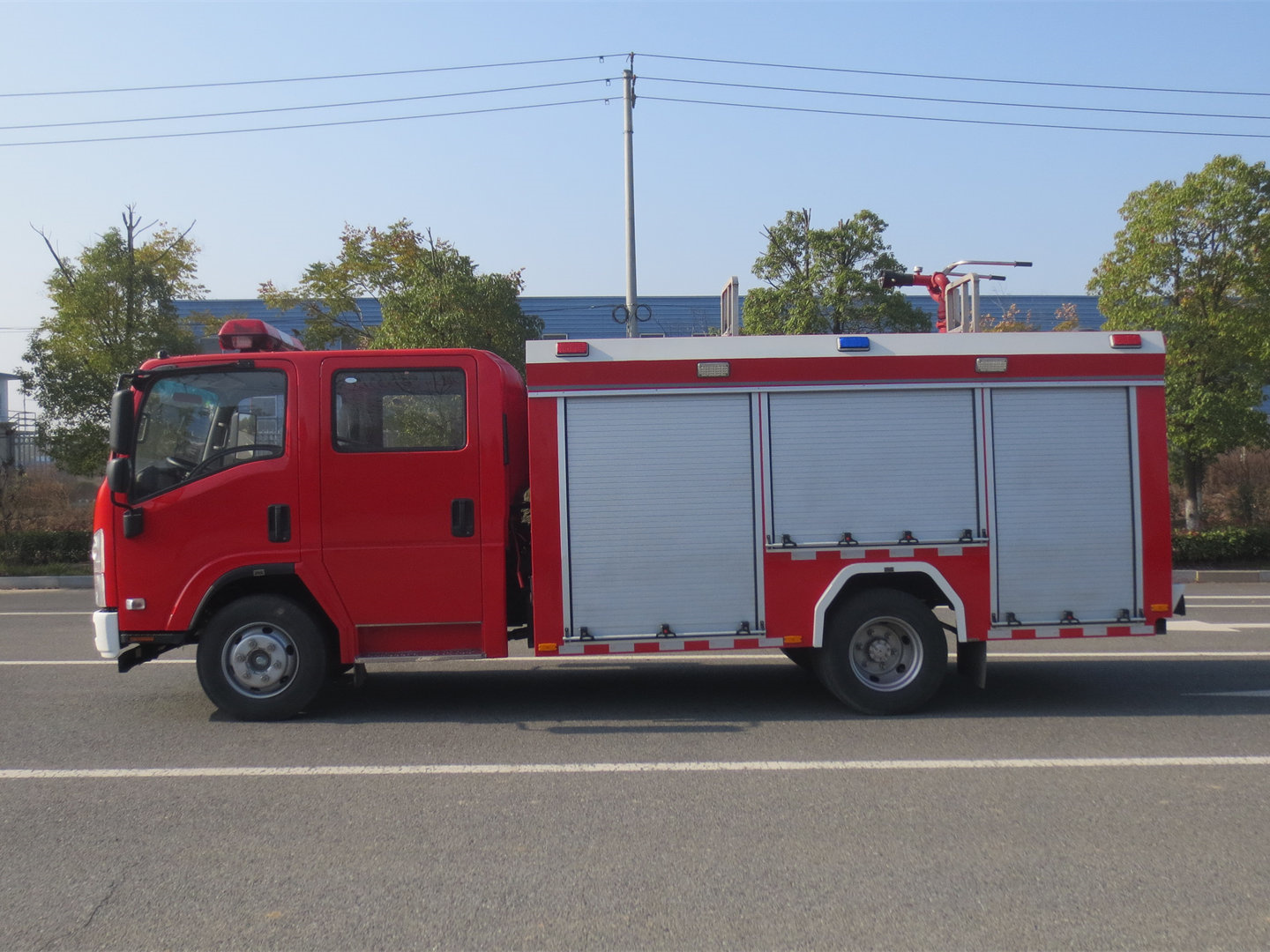 4噸五十鈴泡沫消防車(chē)