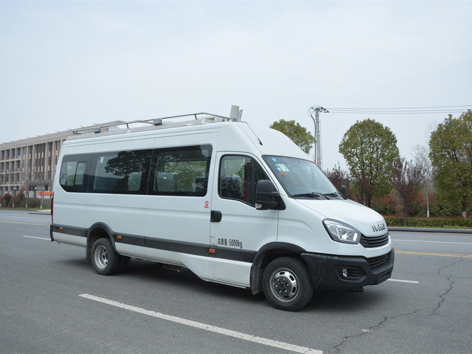 依維柯指揮車(chē)